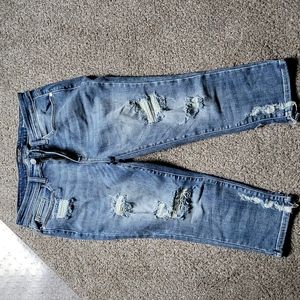 Judy Blue 11x30 skinny fit distressed capris